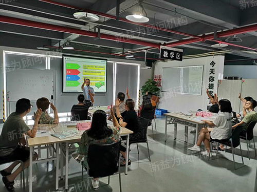 唐老師現(xiàn)場授課指導(dǎo) 唐老師現(xiàn)場授課指導(dǎo)